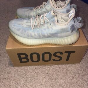 Adidas Yeezy Boost 350 V2 Mono Ice  Men’s Size 5 Authentic Rare Used